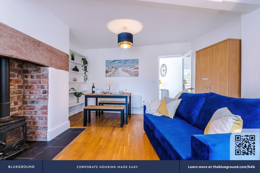 2 bed flat to rentHandbridge CH4 photo 5