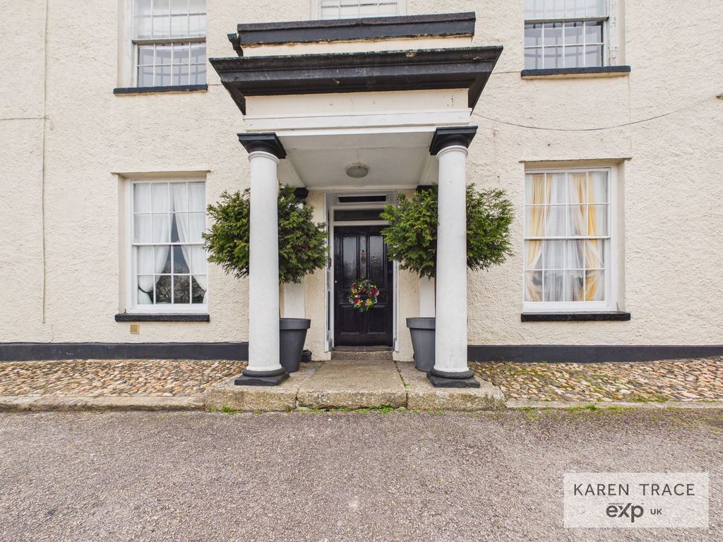 Additional image 21 of 3 bed flat for saleChurch Street, St Blazey PL24