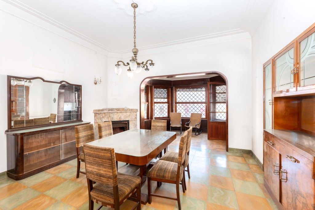 Property photo 1 of 20 Living Dining (5)