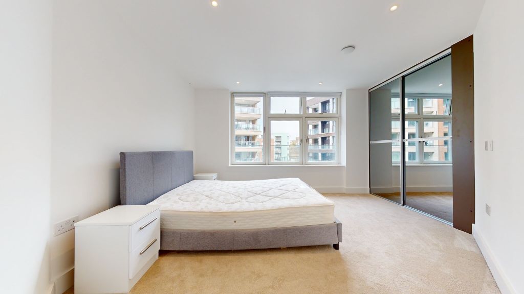 Property photo 3 of 22