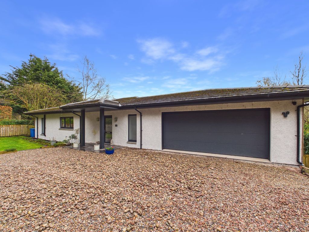 Property photo 2 of 31 Front View