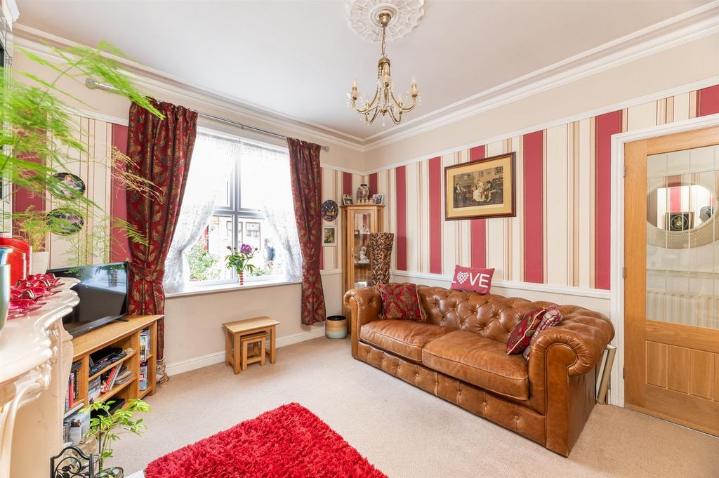Additional image 6 of 4 bed property for saleManor Street, Otley LS21