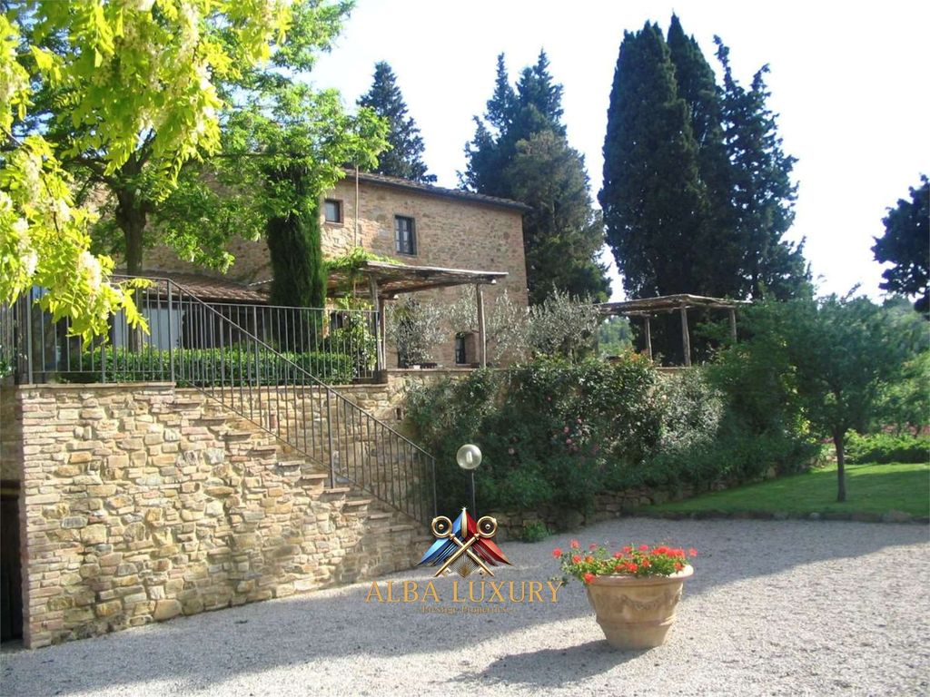 Property photo 3 of 40