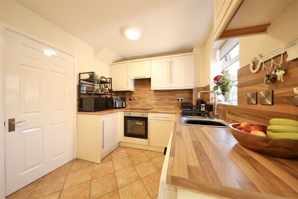 Property photo 3 of 17 0A4A5118.Jpg