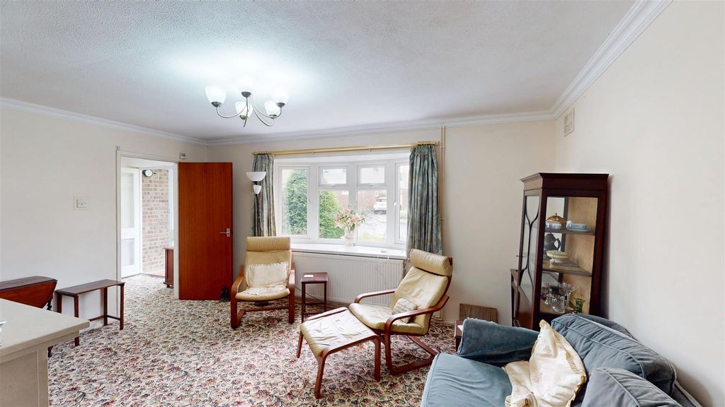 Property photo 3 of 21