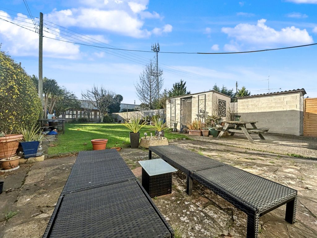 Property photo 2 of 19 Img1942