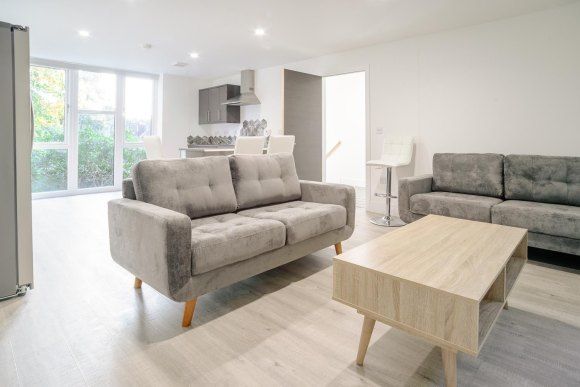 Property photo 2 of 6 9364934.Jpg