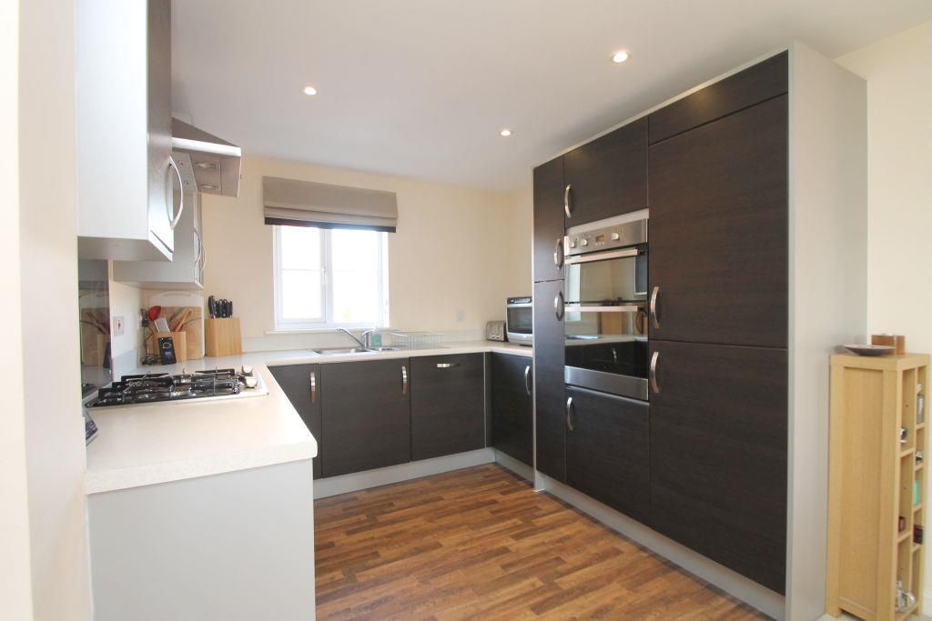 Property photo 3 of 13 Kitchen.Jpg