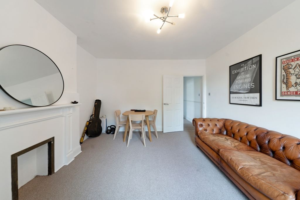 Property photo 3 of 13 96972_