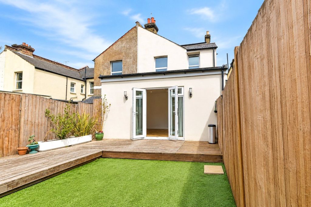 Property photo 1 of 6 Picture No. 22
