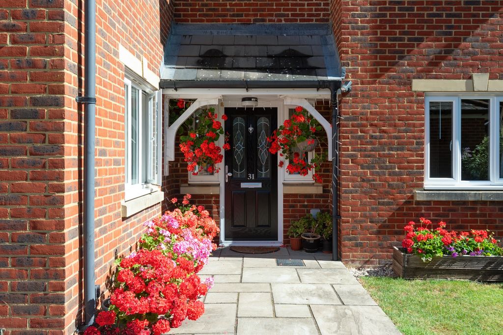 Property photo 2 of 27 3959875