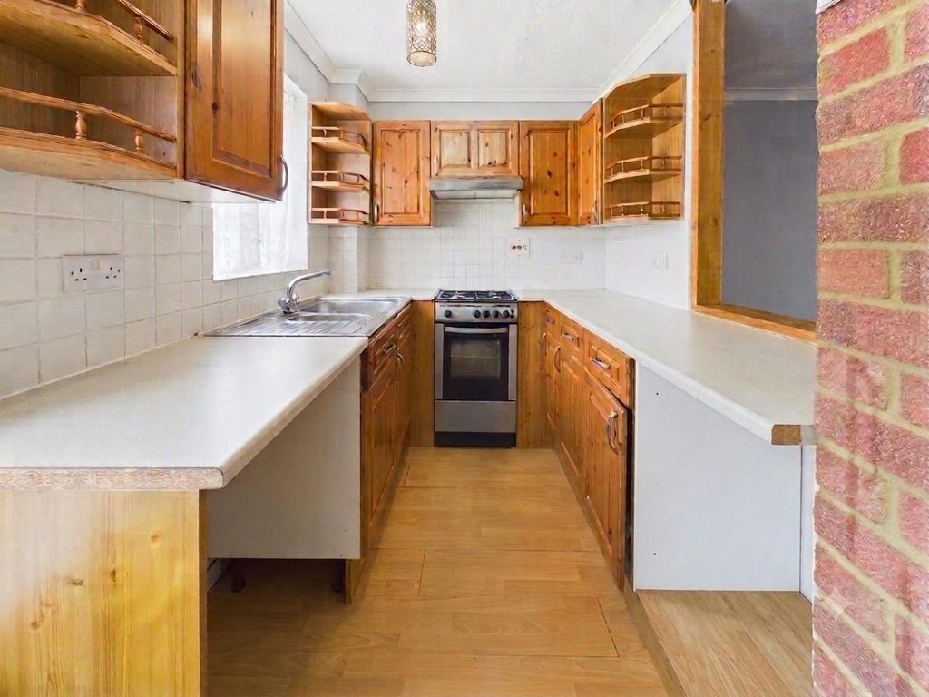Property photo 2 of 10 Kitchen.Png