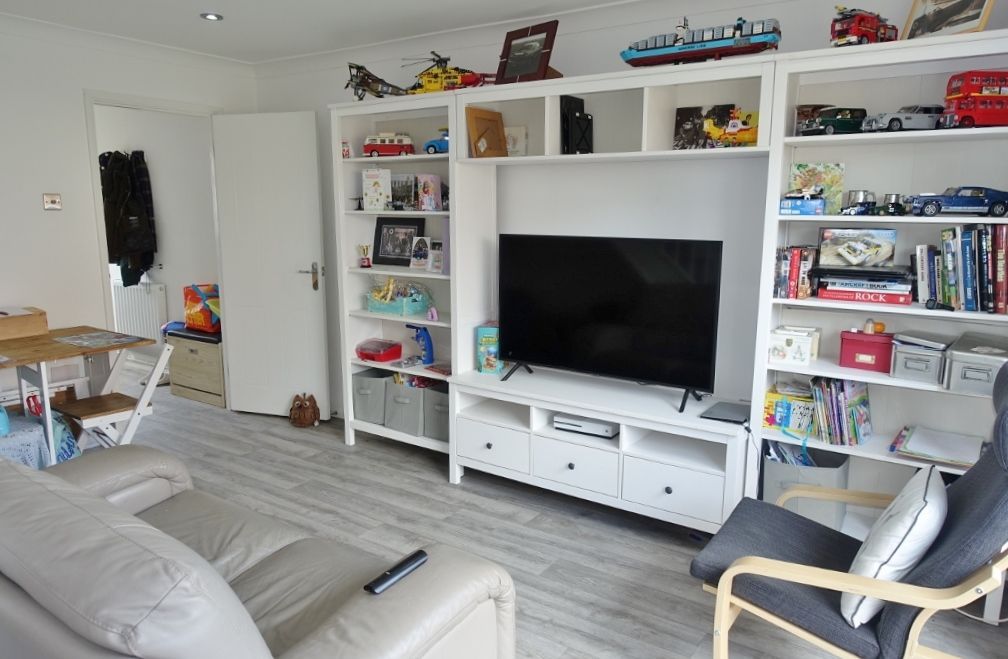 Property photo 2 of 11