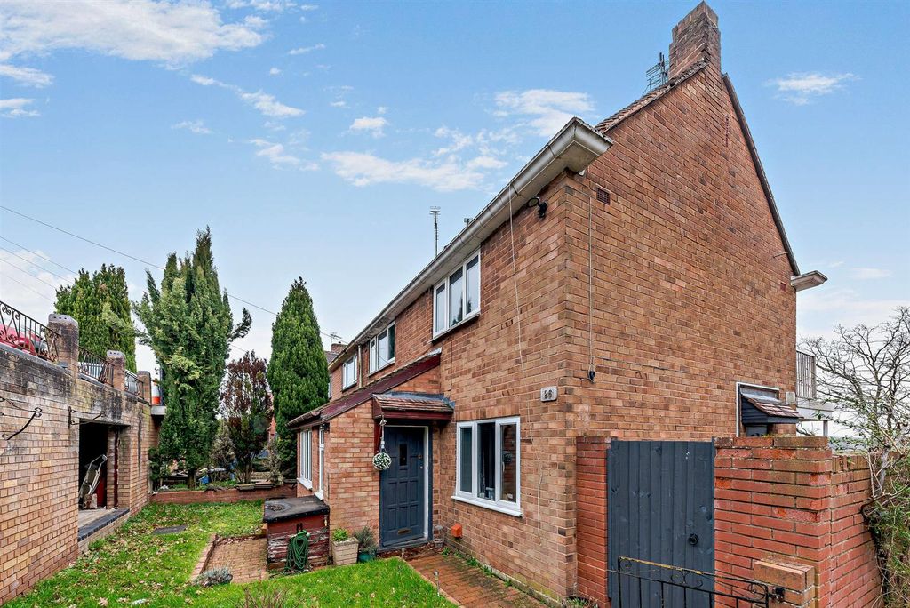 Property photo 1 of 13 8680322-Exterior01-800.Jpg