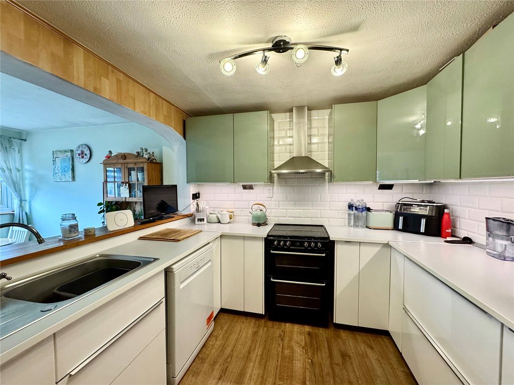 Property photo 3 of 12 Picture No. 03