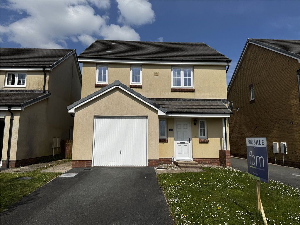 Property photo 1 of 27 Picture No. 35