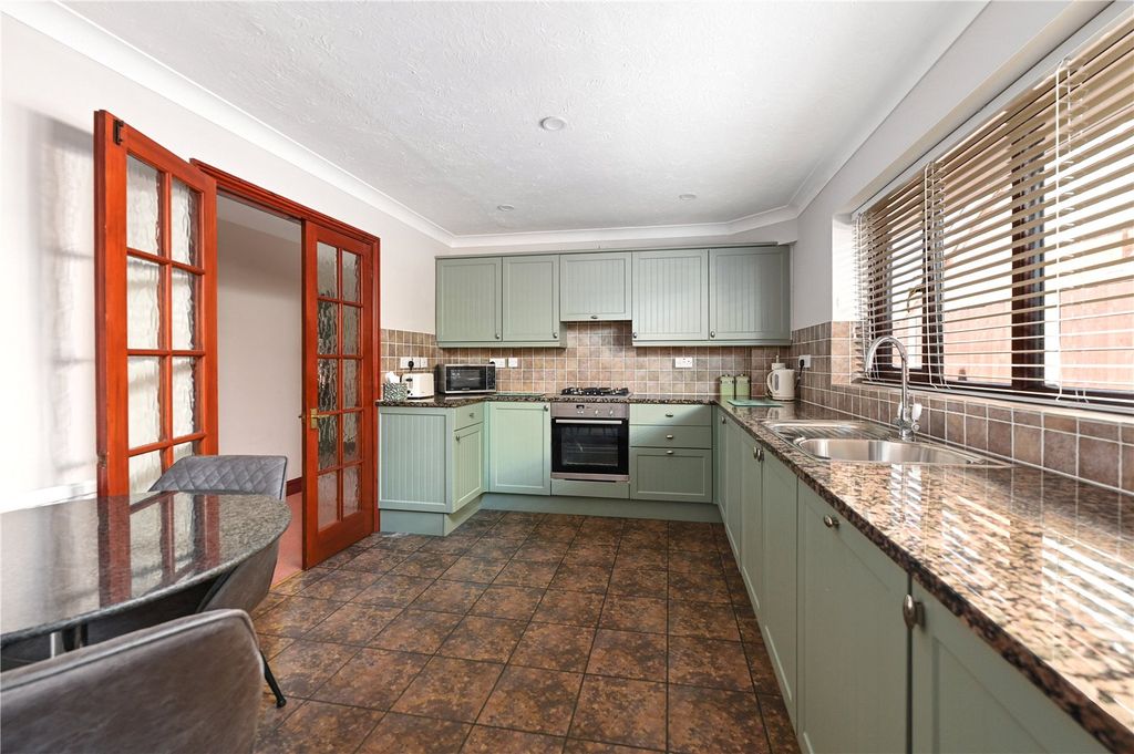 Property photo 2 of 20 Picture No. 07