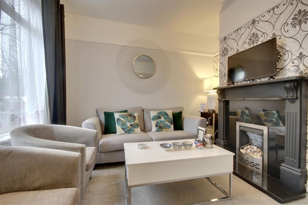 Property photo 3 of 14 330973C4-Adf2-4525-893D-Fd3Fc0347F53_1_201_A.Jpeg