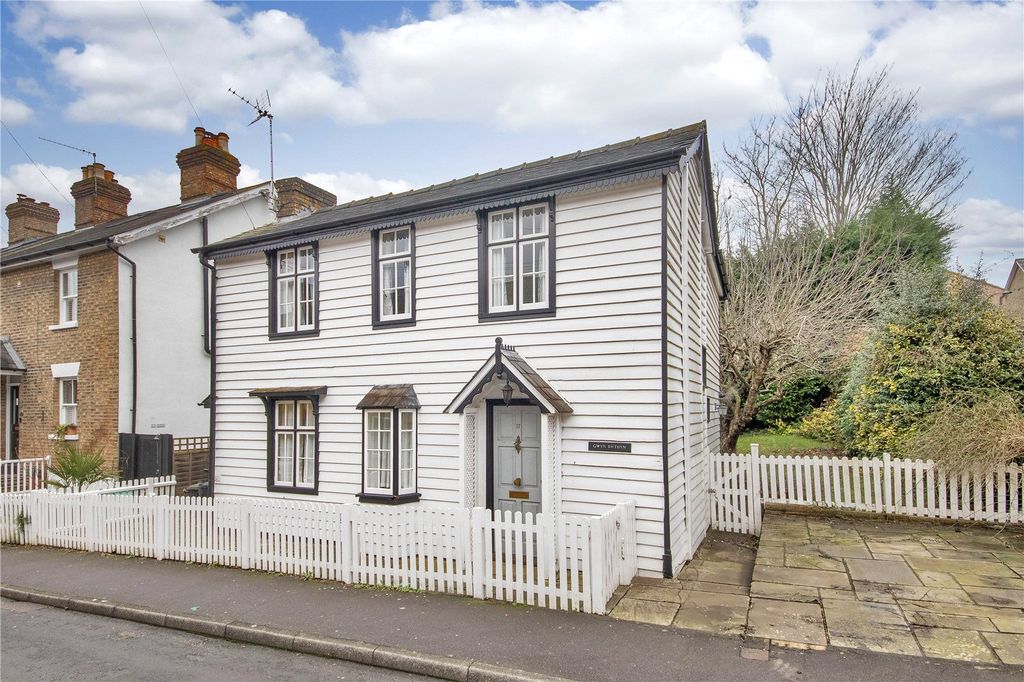 Property photo 1 of 18 Front