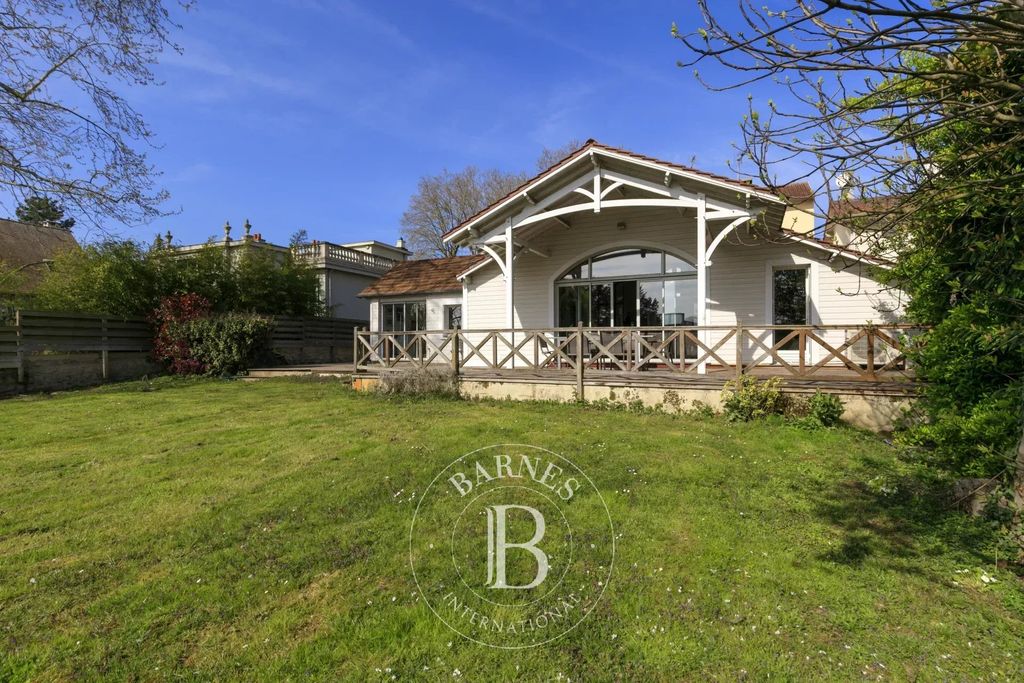 Property photo 1 of 26