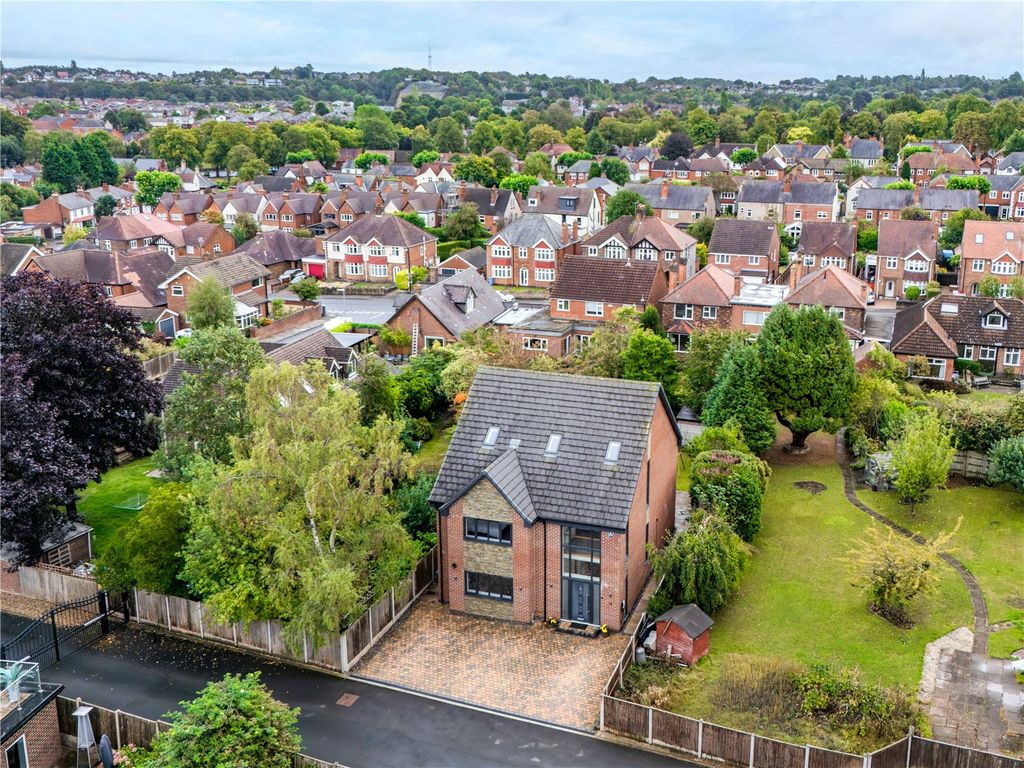 Property photo 1 of 42 Picture No. 50