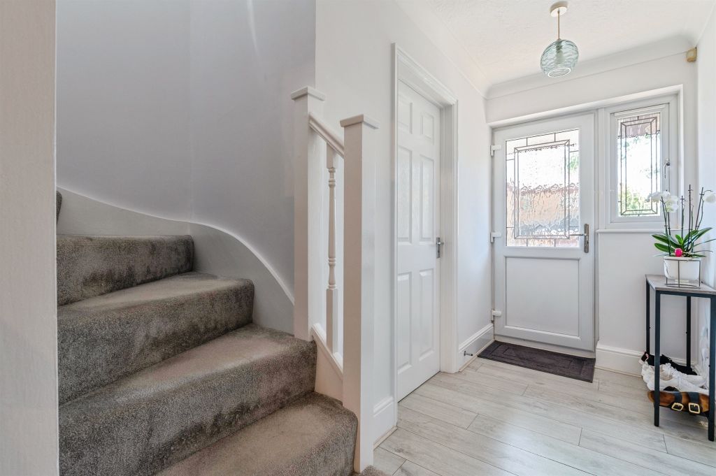 Additional image 8 of 4 bed detached house for saleHigh View Gardens, Grays RM17