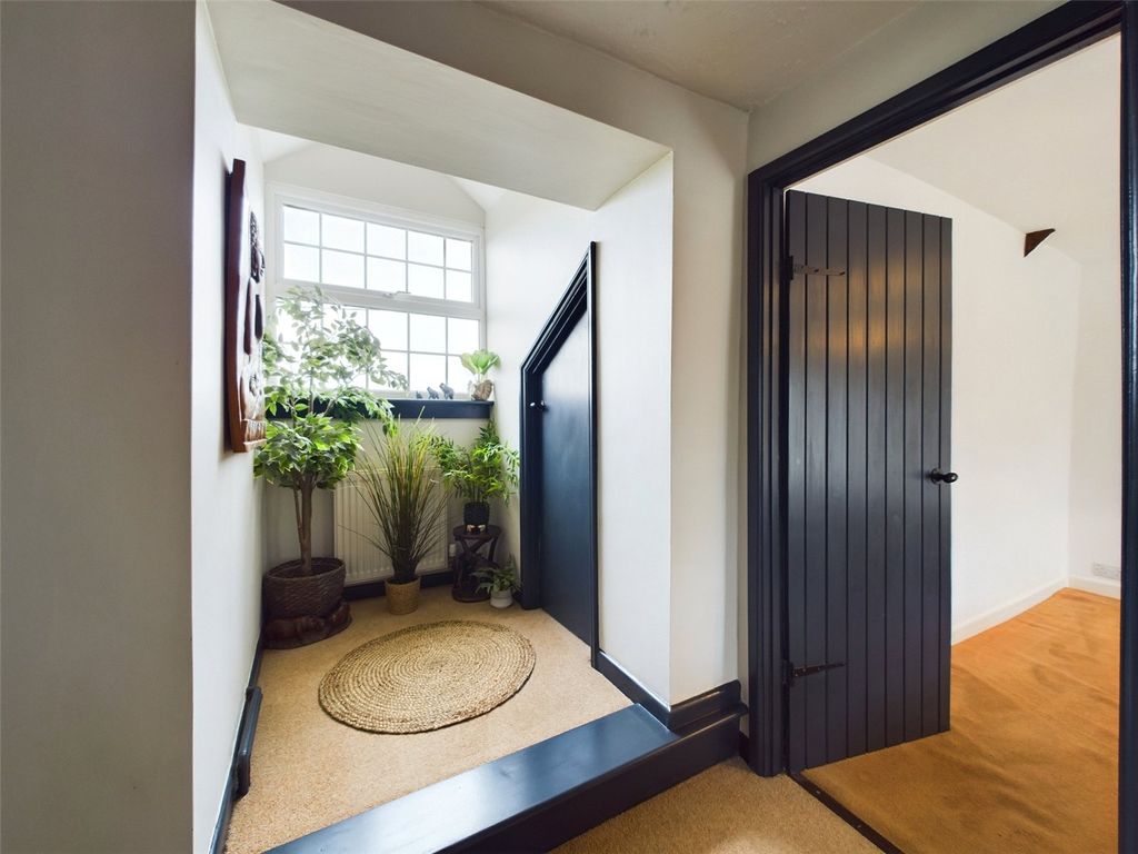 Property photo 2 of 30 Picture No. 53