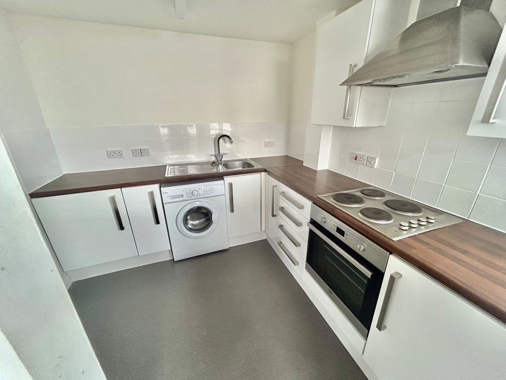 Property photo 3 of 7 Image