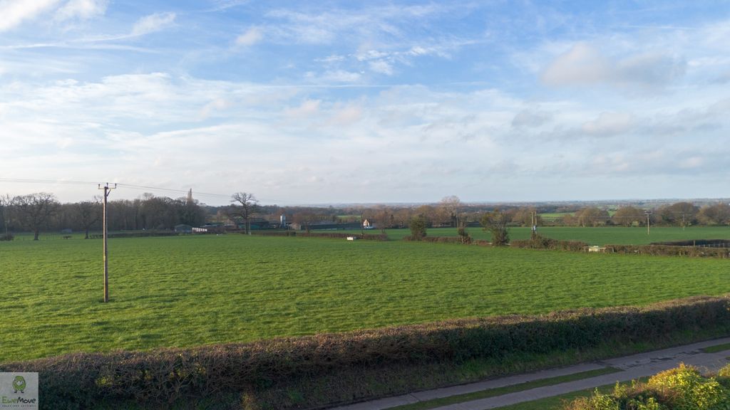 Property photo 2 of 14 Dji_0042