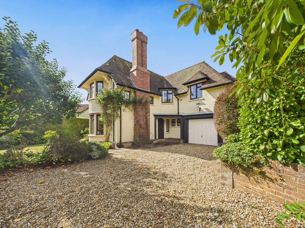 Property photo 1 of 30