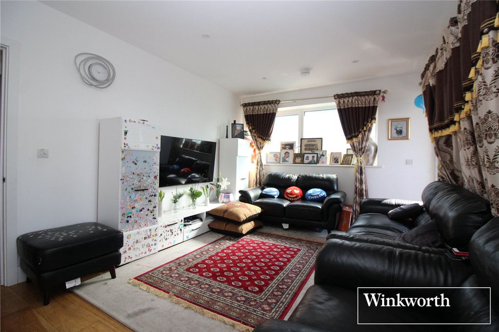 Property photo 2 of 12 Picture No. 10