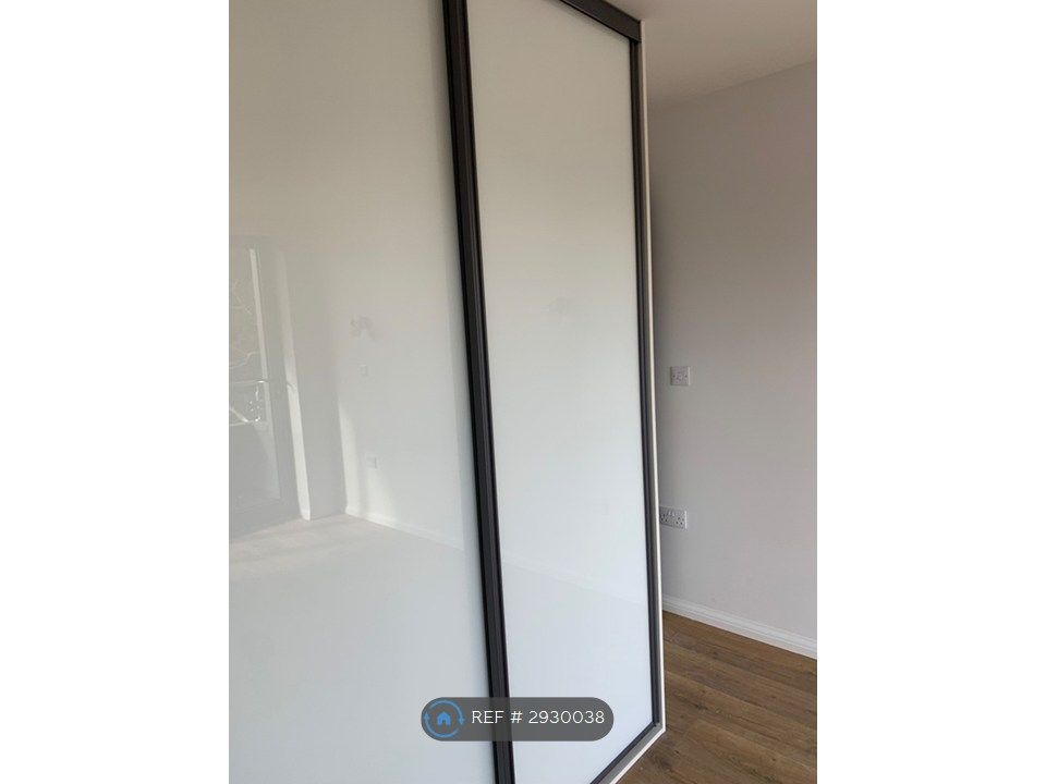 Property photo 2 of 7 Fitted Wardrobes In Bedroom