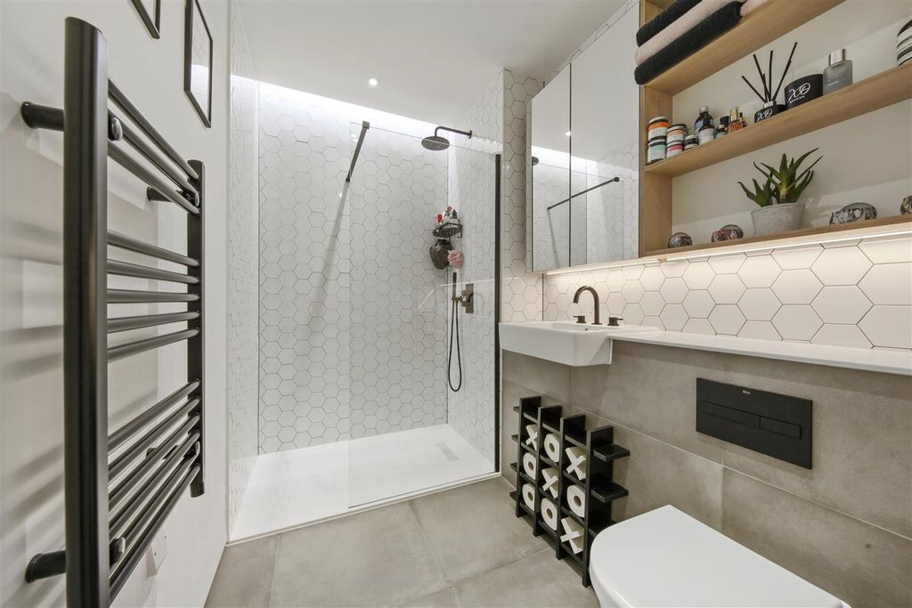 Property photo 2 of 13 Jbokjcbjqkymi5Ux1Cuorq.Jpg