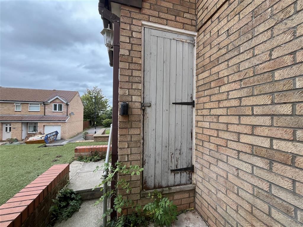 Property photo 3 of 20