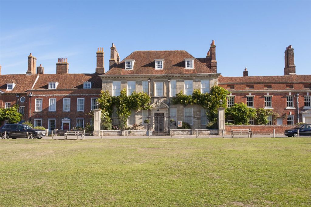 Additional image 12 of 2 bed flat for saleMonument Place, Endless Street, Salisbury SP1