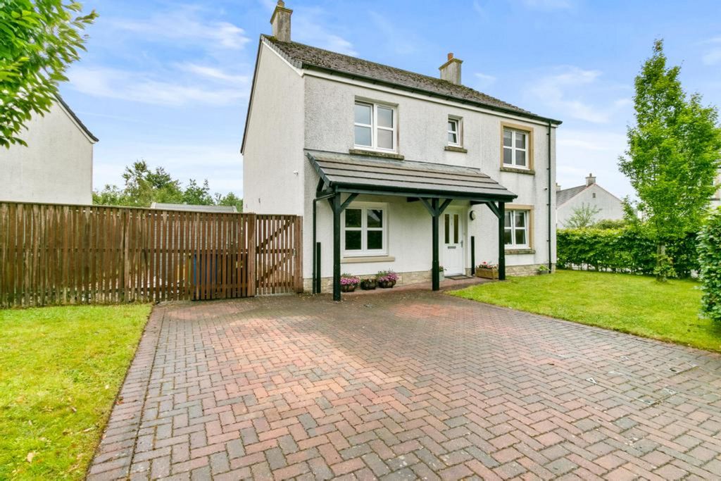 Property photo 1 of 31