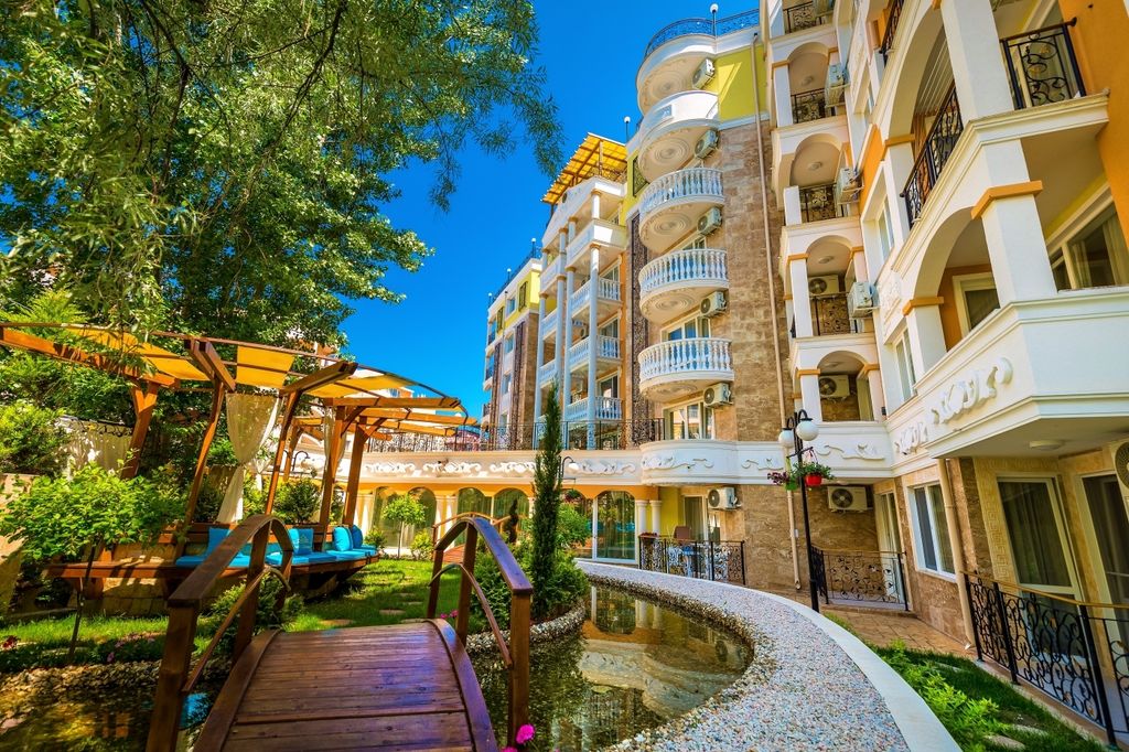 Property photo 3 of 22