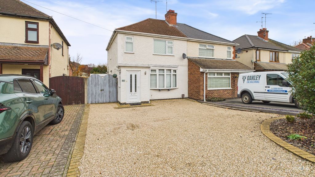 Property photo 1 of 14 1961480