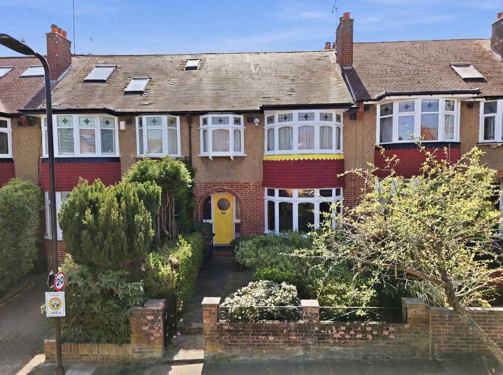 Property photo 1 of 11