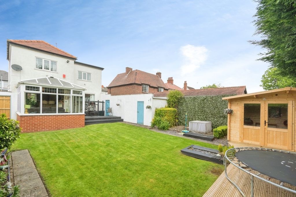 Additional image 16 of 5 bed detached house for saleAlexandra Road, Pudsey LS28