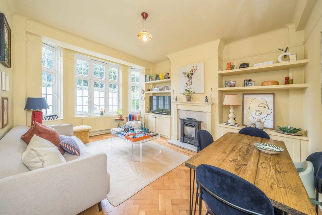 Property photo 2 of 5