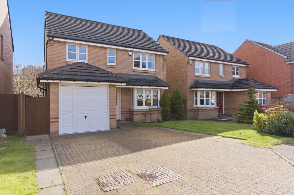 Property photo 1 of 27