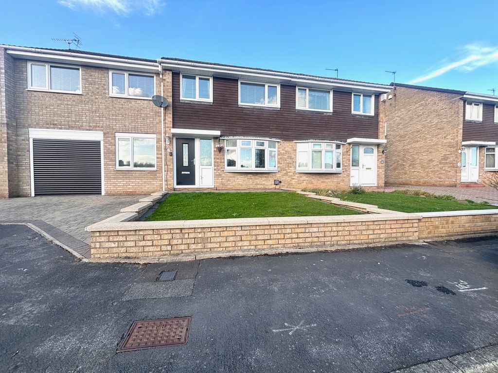 Property photo 1 of 21