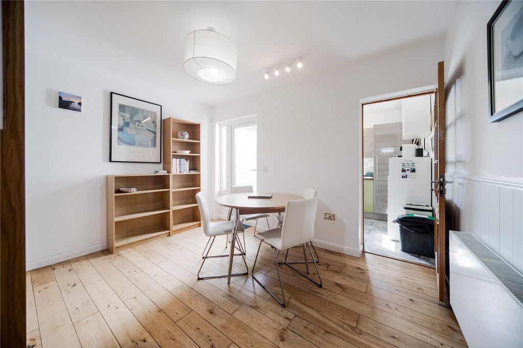 Property photo 3 of 13 Picture No. 04