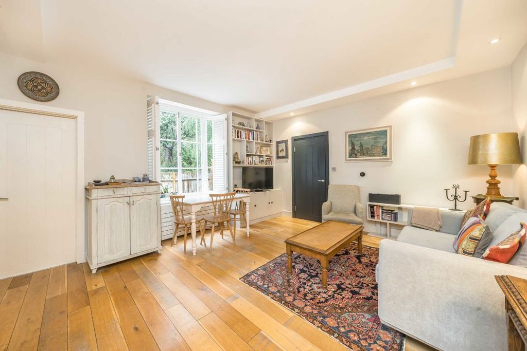 Property photo 3 of 7