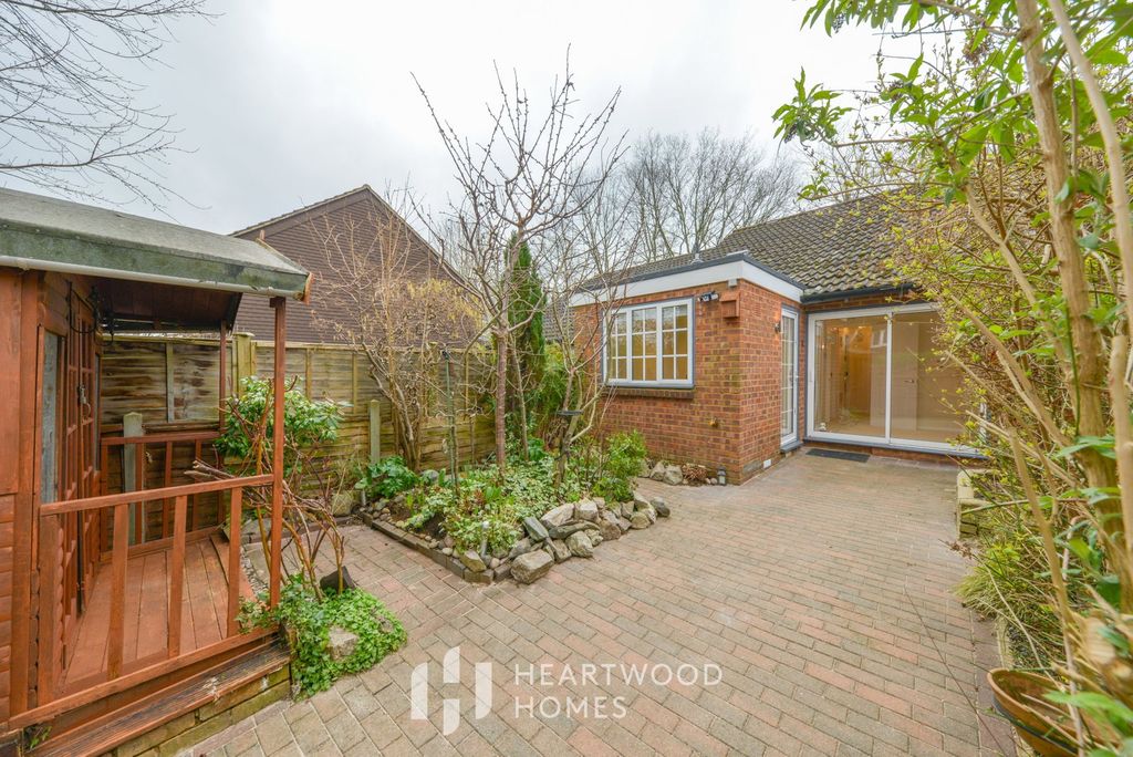 Property photo 1 of 21