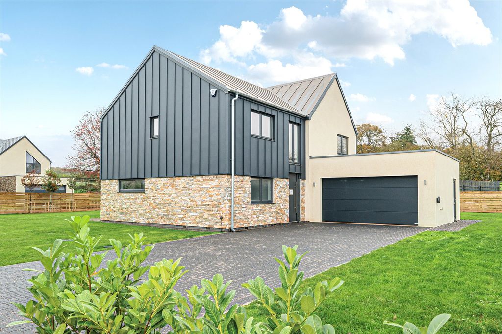 Property photo 1 of 16 Front