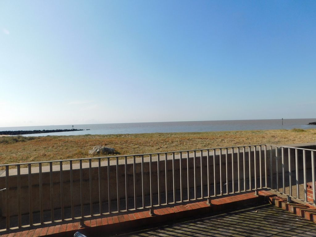 Property photo 1 of 40