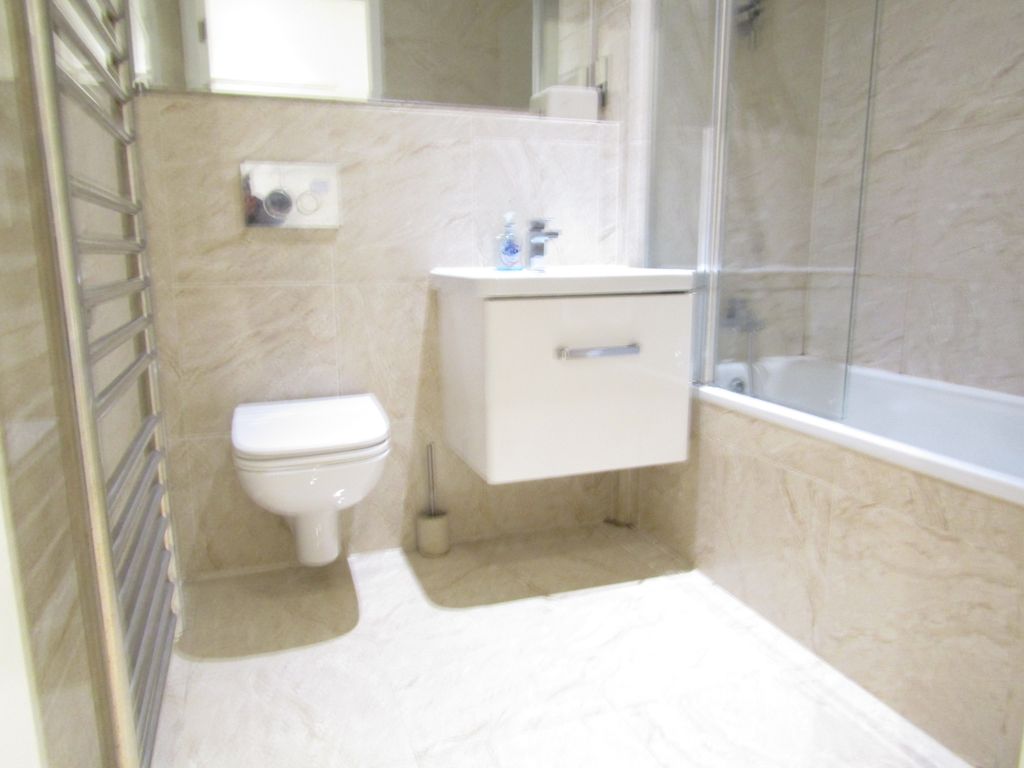 Property photo 3 of 6 Gallery