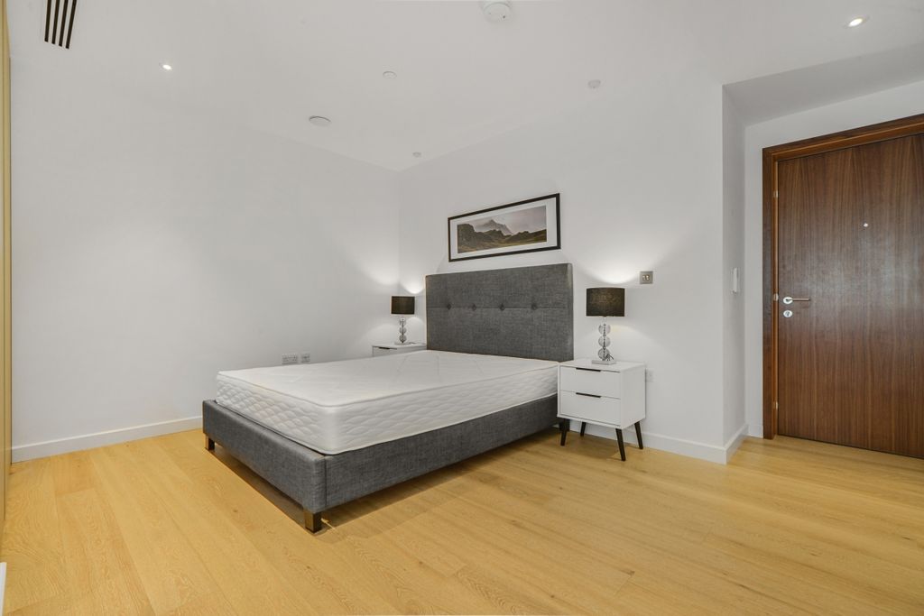 Property photo 3 of 14 Dsc_1888_High